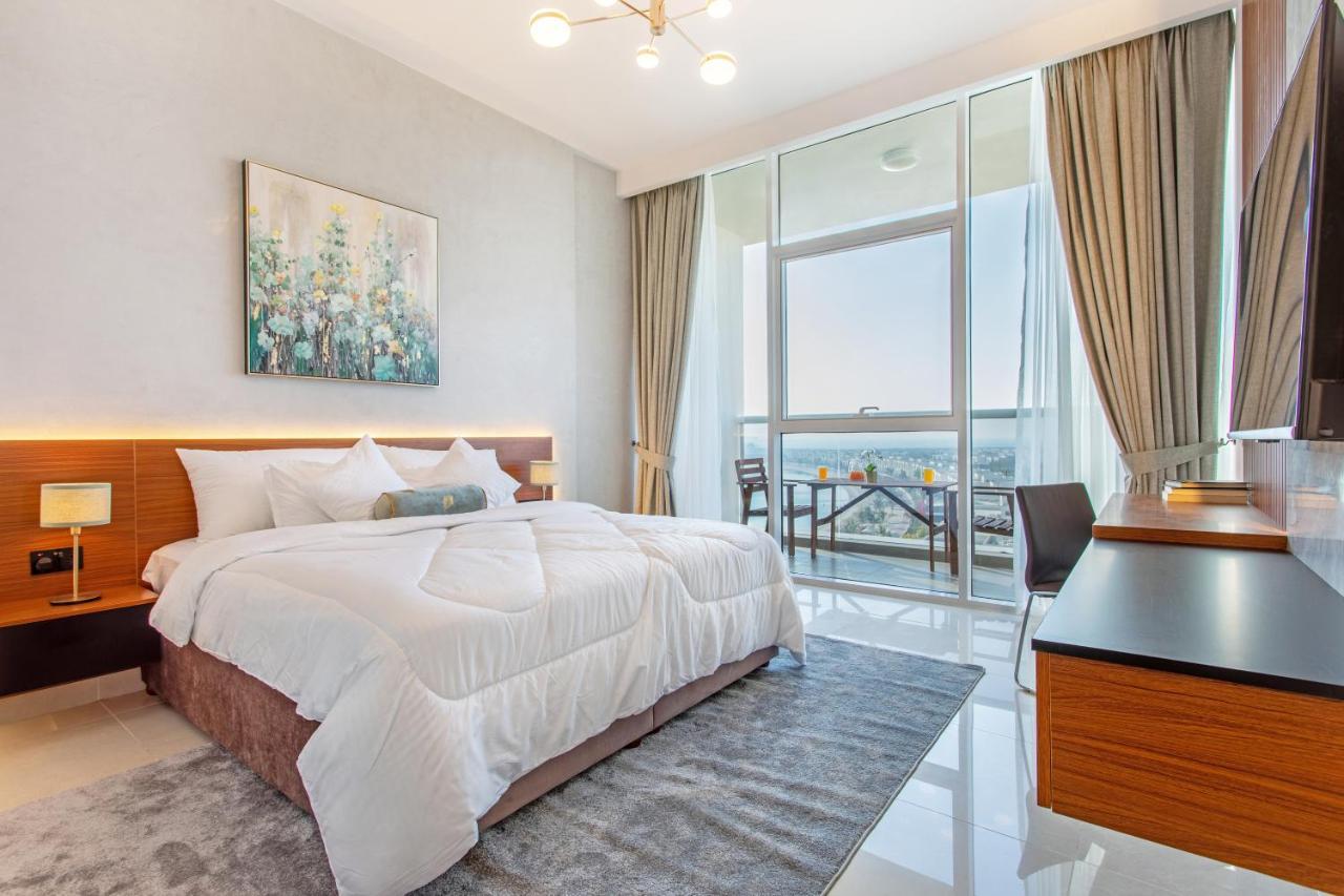 Live In The Middle Of Lagoons And Sea Ras al-Khaimah Luaran gambar