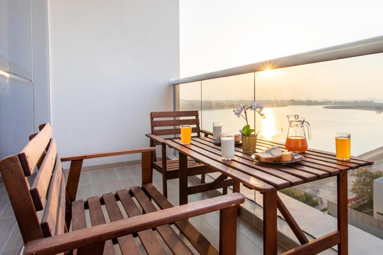 Live In The Middle Of Lagoons And Sea Ras al-Khaimah Luaran gambar