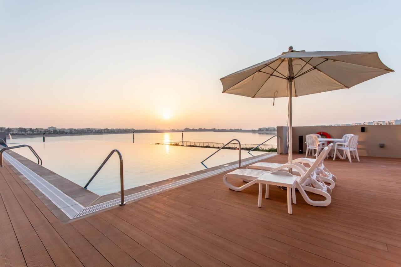 Live In The Middle Of Lagoons And Sea Ras al-Khaimah Luaran gambar