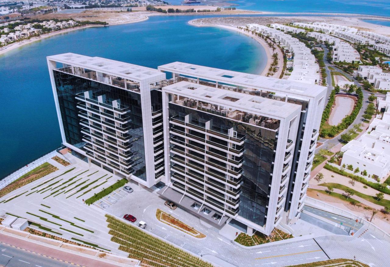 Live In The Middle Of Lagoons And Sea Ras al-Khaimah Luaran gambar